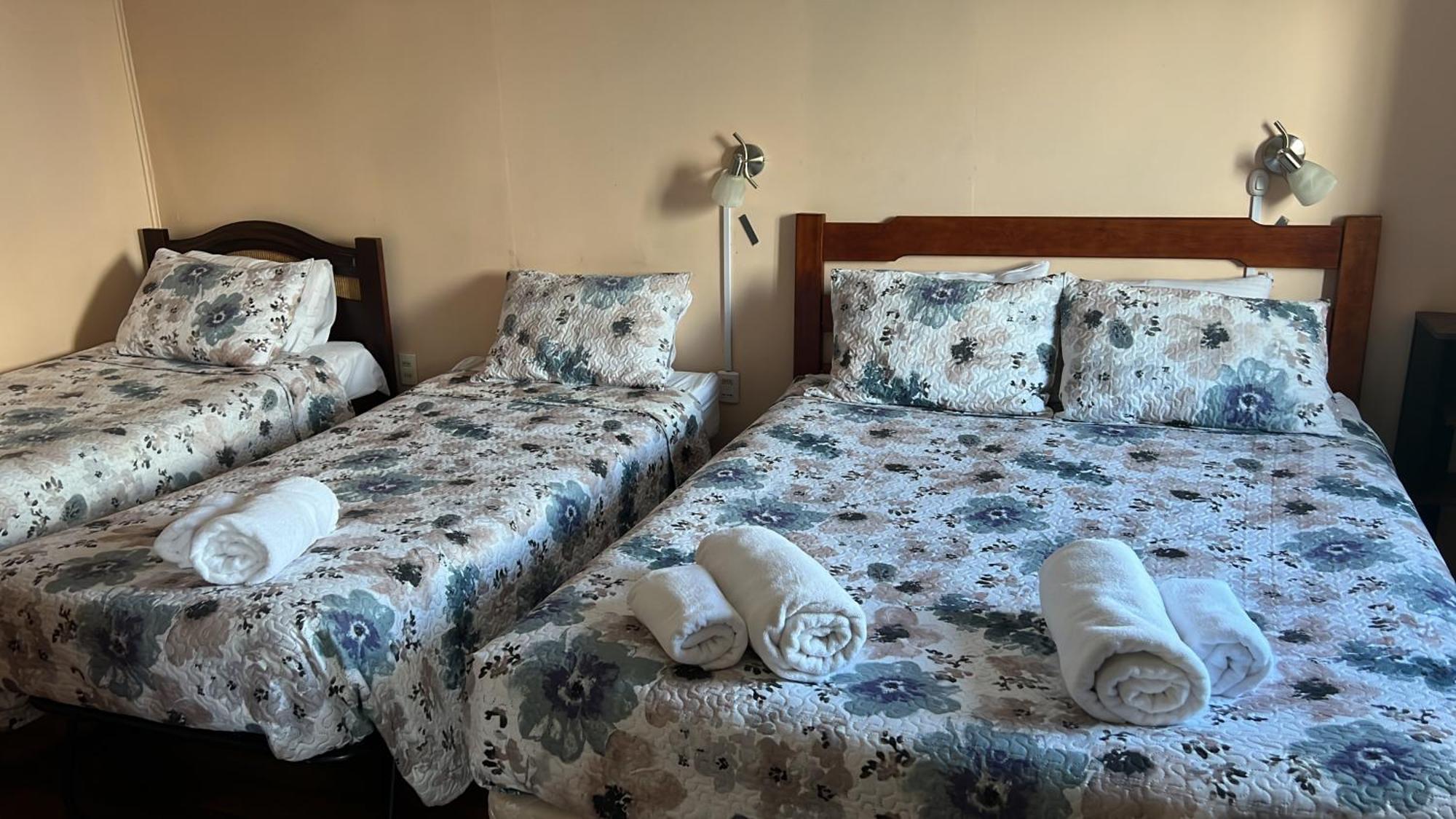 Hostal Victoria Пунта-Аренас Экстерьер фото