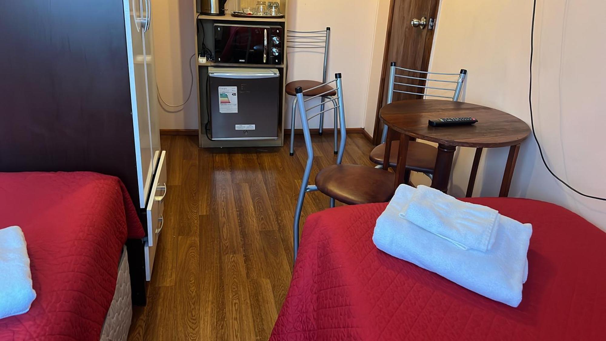 Hostal Victoria Пунта-Аренас Экстерьер фото